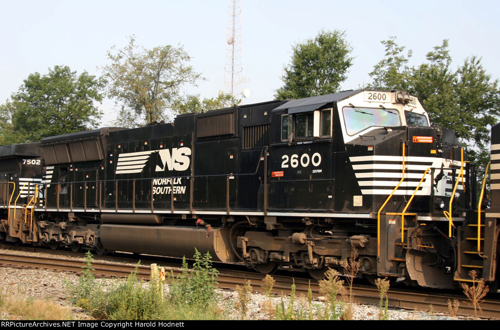 NS 2600